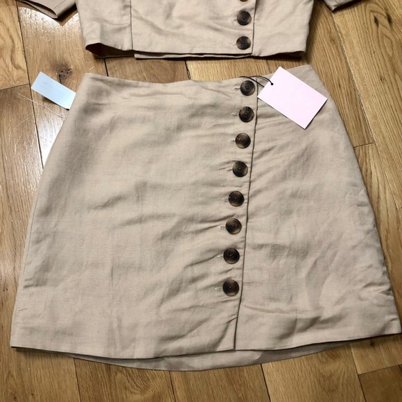 NEW Fame and Partners Beige Two-piece Set, Size 6 - Picture 4 of 5